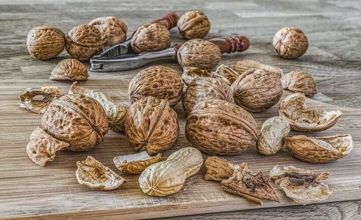 Plusieurs noix pour la santé masculine